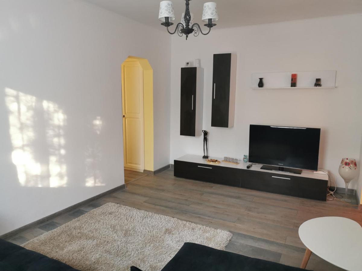 Chic Apartment Brăila Exteriér fotografie